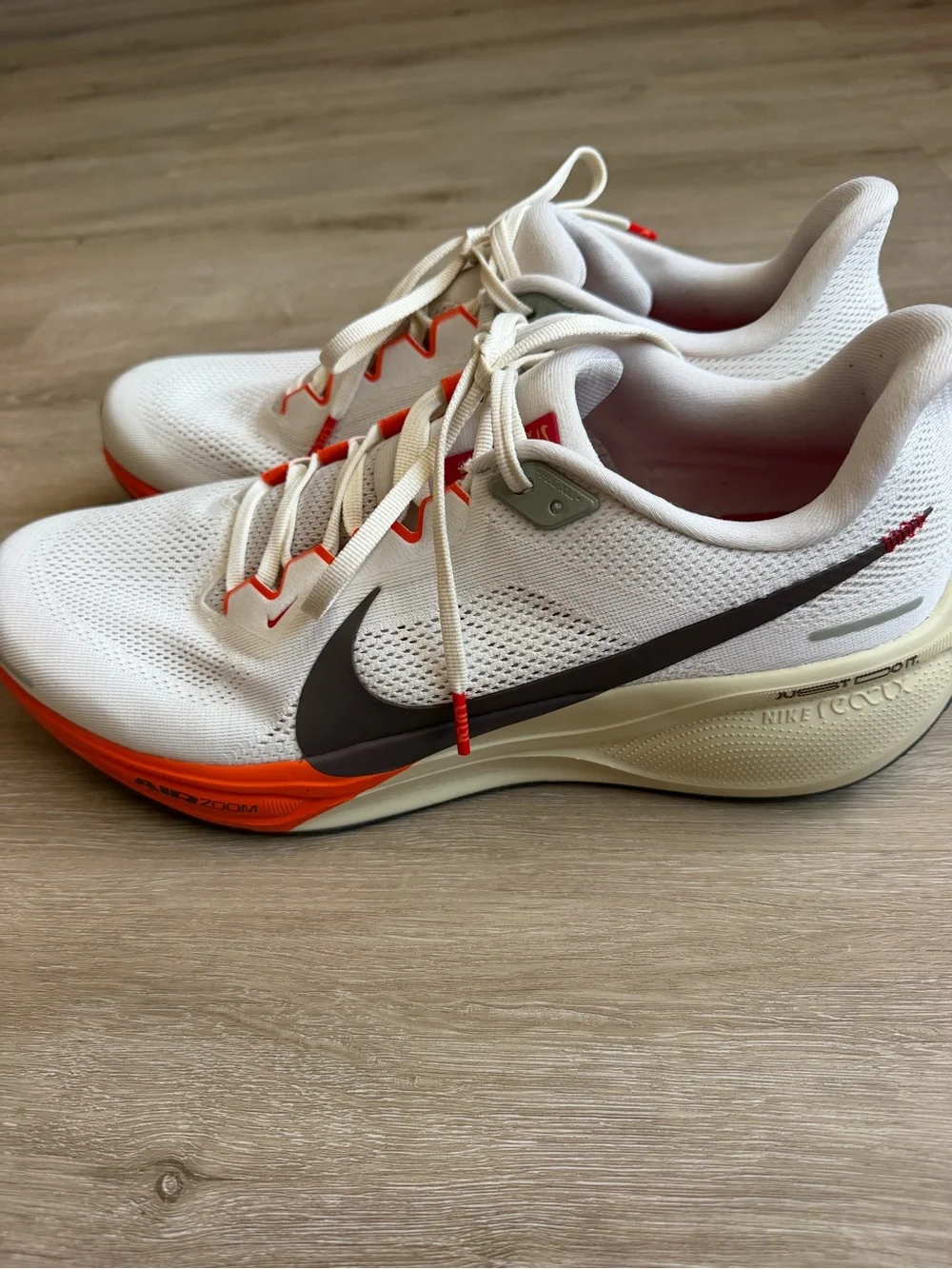 Nike Air Zoom Pegasus 41 Men SZ 13 Khaki Orange Color way